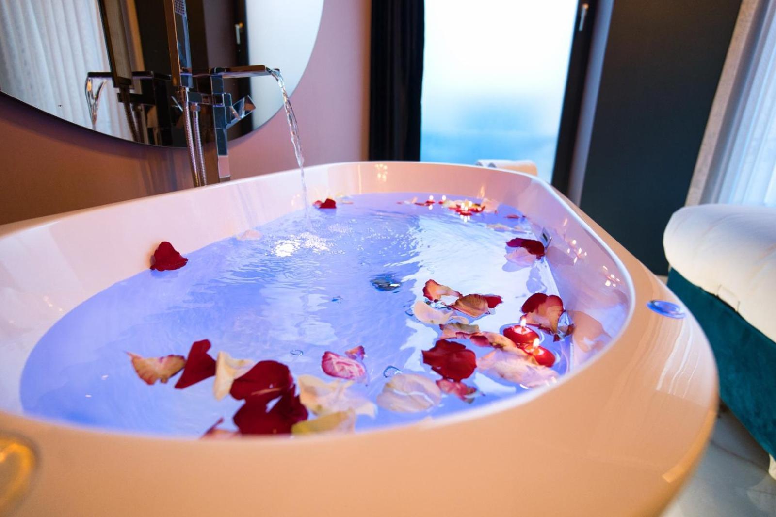 Life Voyage Residence & Spa - Strasbourg'S City Center Luxury Experience Estrasburgo Exterior foto